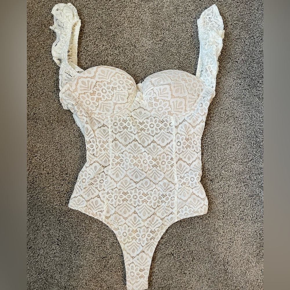 Lulus white lace bodysuit